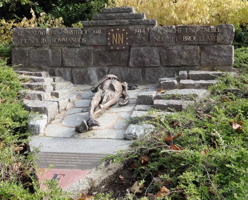 This image has an empty alt attribute; its file name is mb-5.jpg